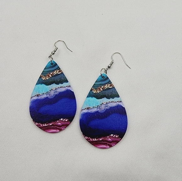 Boho Dangling Wooden Fashion Earrings - Picture 5 of 7